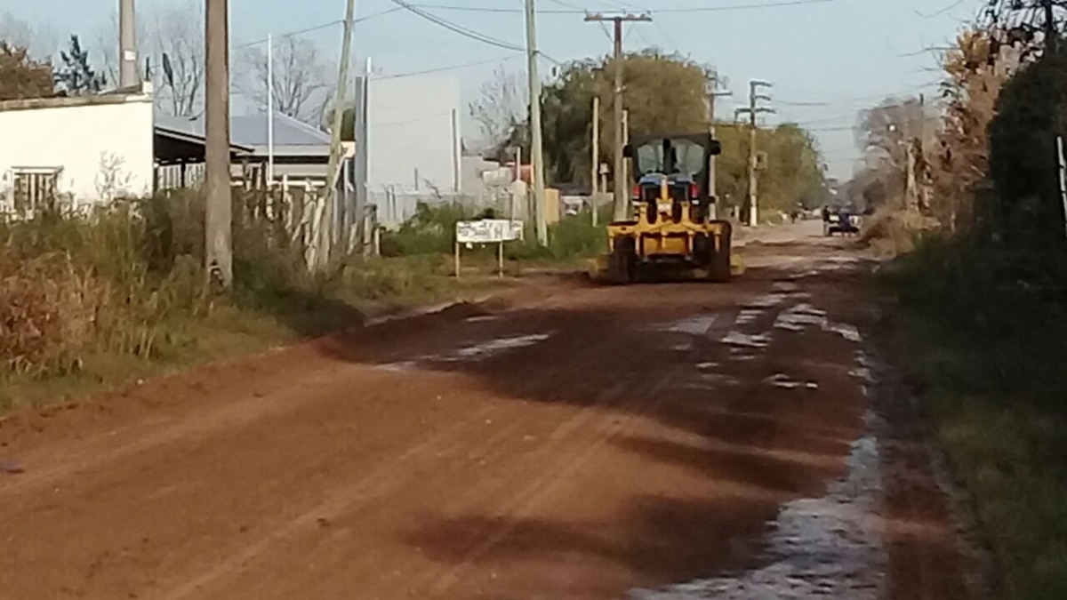 Nivelado y entoscado de calles en el barrio Las Talitas