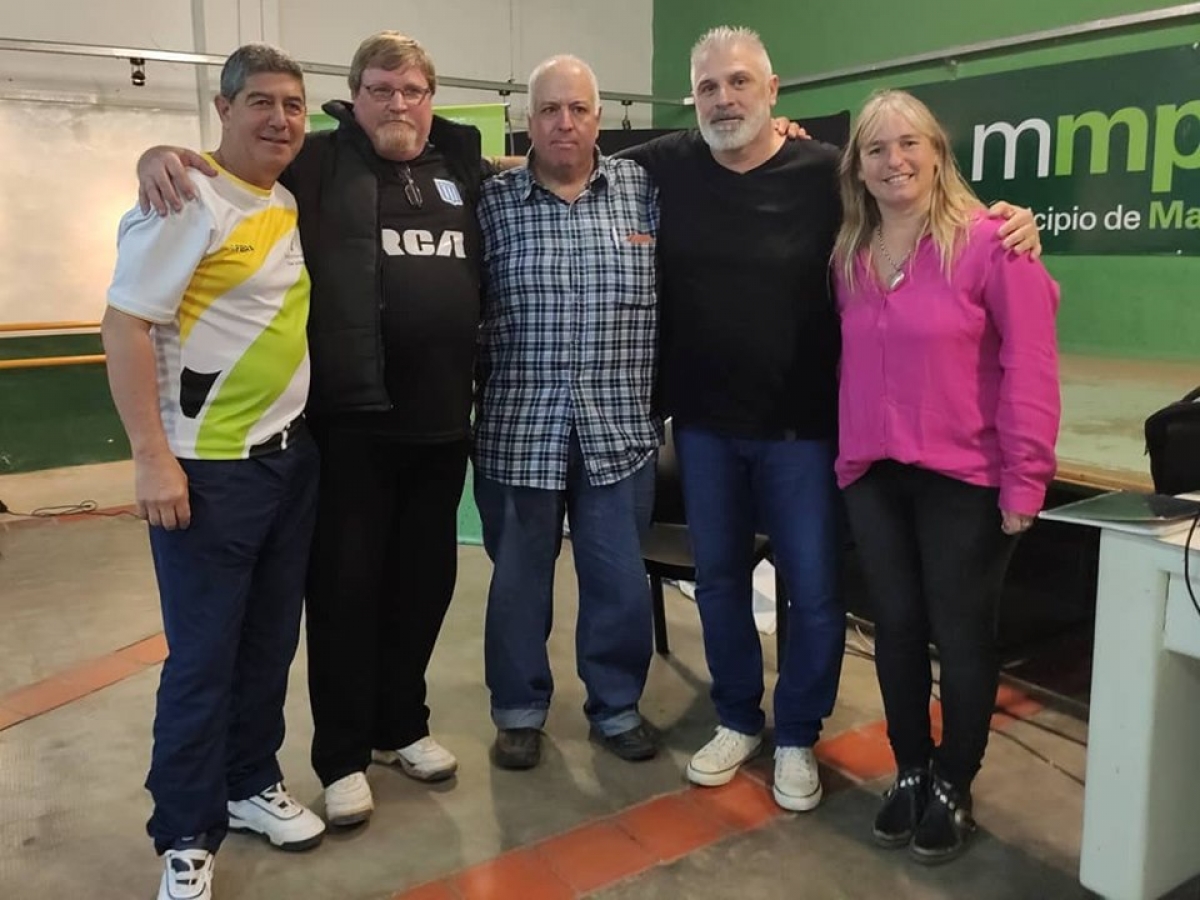 Clínica para Entrenadores de Fútbol a cargo de la Escuela &quot;César Luis Menotti&quot;