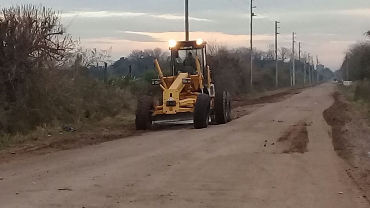 Nivelado de la calle D&#039;Agnillo en zona rural