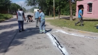 Sellado de juntas en la calle Libertad