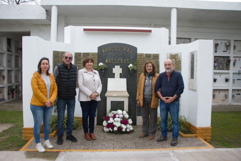 Homenaje en el Día del Maestro y la Maestra