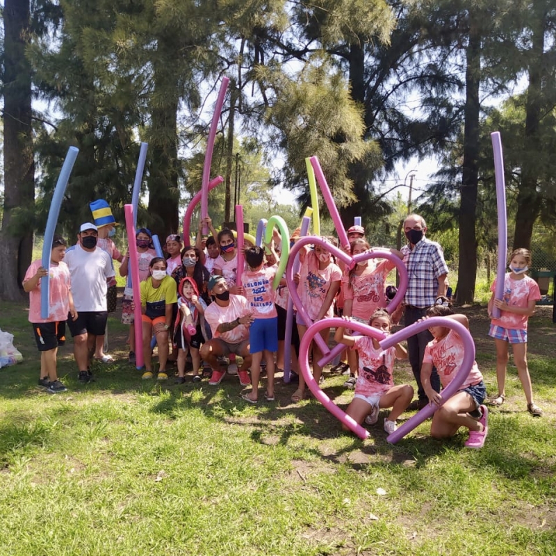 Entrega de materiales recreativos a Colonias de Verano