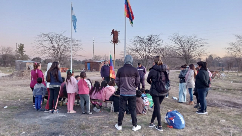 Acto en la Comunidad 19 de abril del barrio Toba