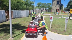 Siguen las visitas a la plazoleta de educación vial