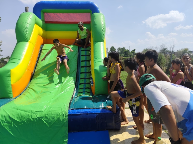 ¡Fiesta del agua en Marcos Paz!