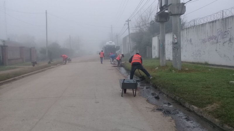 Limpieza de cordones en La Recova