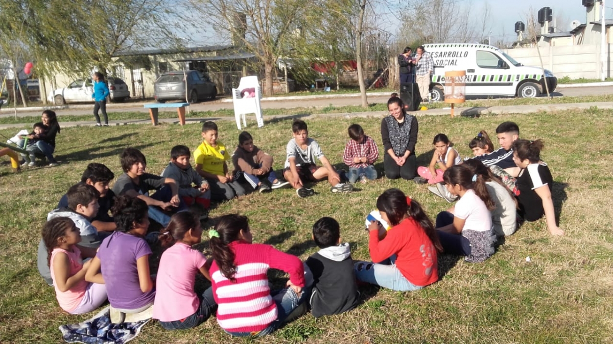 Primera jornada de &quot;Mi barrio, mi gente&quot;, en el Bicentenario