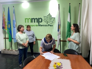 El Municipio hizo entrega de un apoyo económico al Jardín Nº909 del barrio Torchiaro