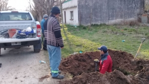 Más reparaciones de pérdidas de agua potable