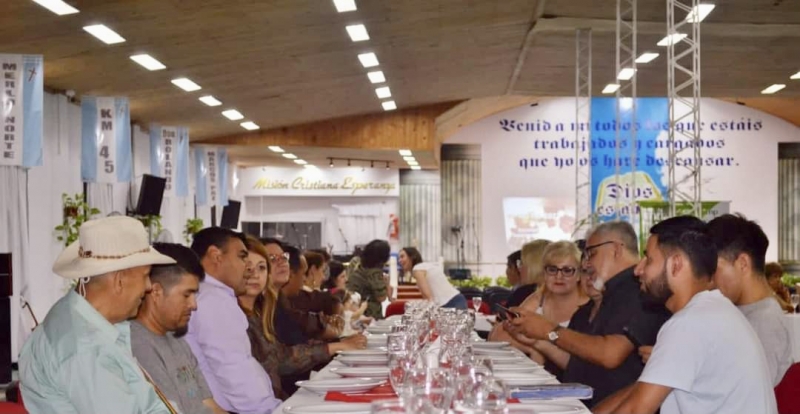 Cena de fin de año con Iglesias Cristianas Evangélicas