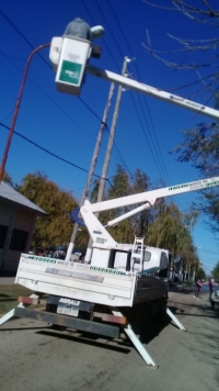 Reparación de luminarias en El Zorzal