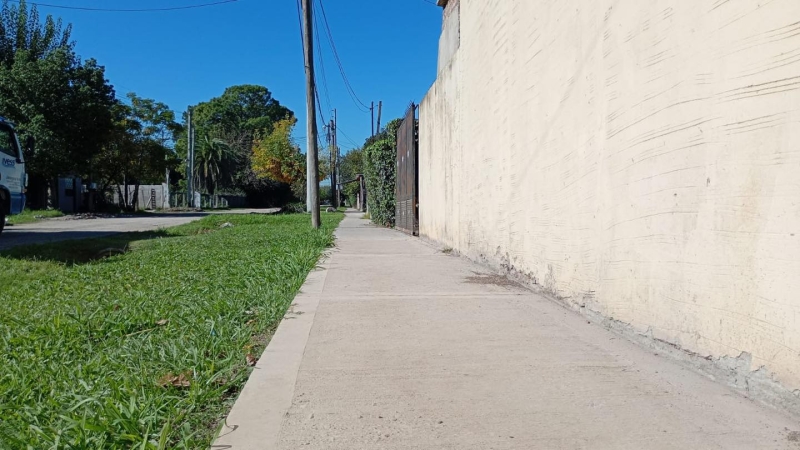 Nuevas veredas en el barrio Mart&iacute;n Fierro