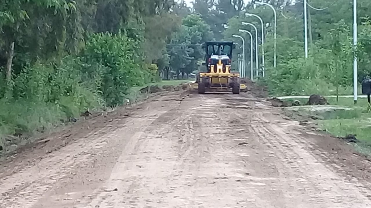 Nivelado de la calle Saavedra en el barrio San Marcos