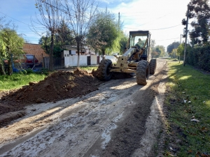 Nivelado y entoscado de calles