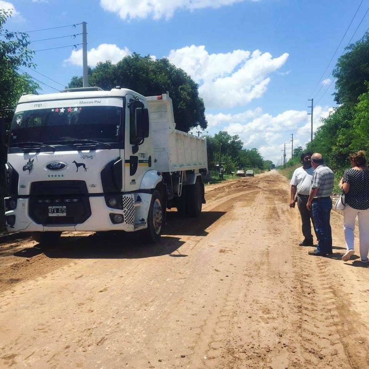 El intendente Curutchet recorre obra asfáltica